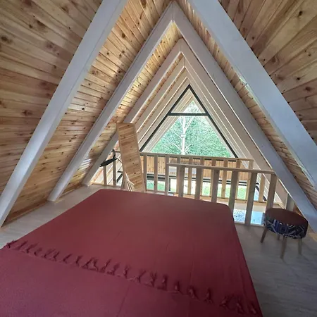 Es Chalet